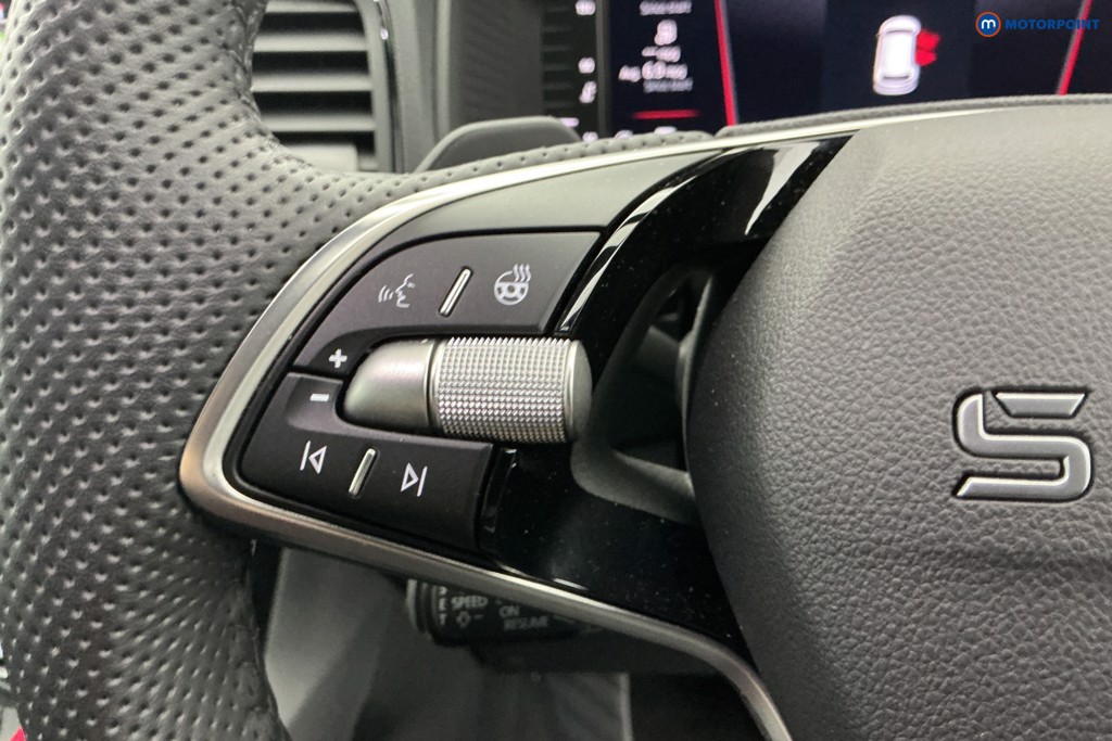 Used Skoda Karoq 2025 for sale - 78001444: Photo 33