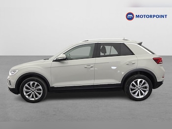 Used Volkswagen T-Roc 2023 for sale - 78541123: Photo
