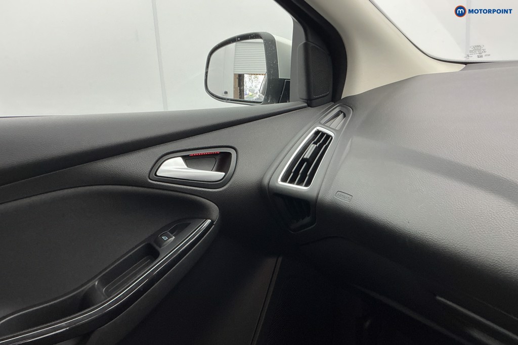 Used Ford Focus 2017 for sale - 76416057: Photo 25