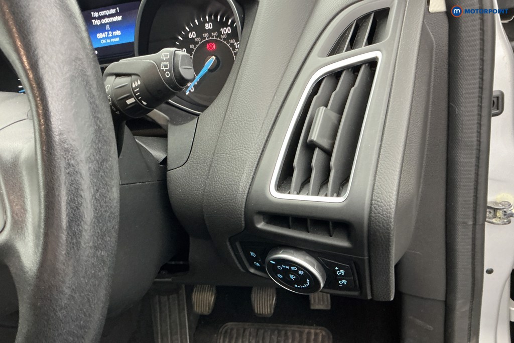 Used Ford Focus 2017 for sale - 76416057: Photo 28