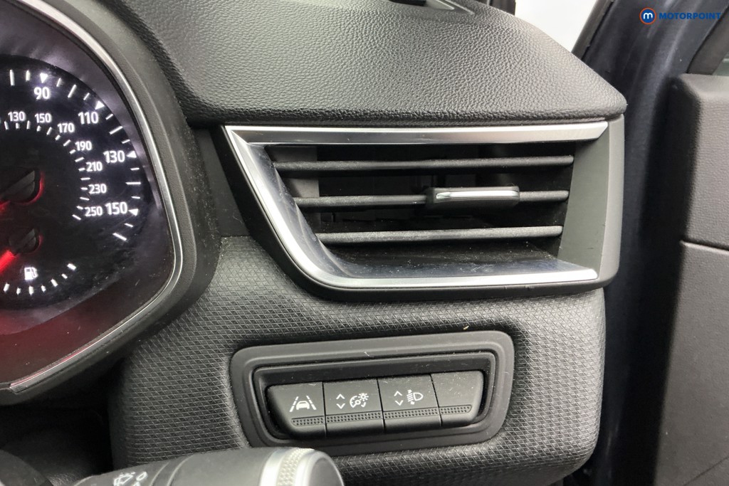 Used Renault Clio 2021 for sale - 76638254: Photo 25