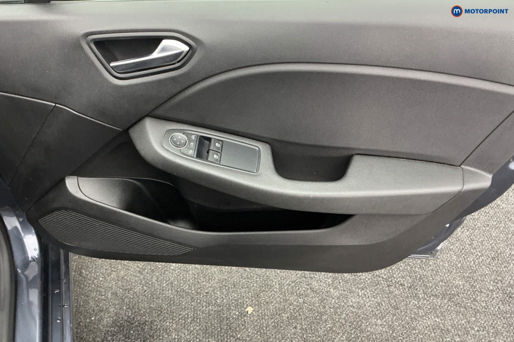 Used Renault Clio 2021 for sale - 76638254: Photo 26