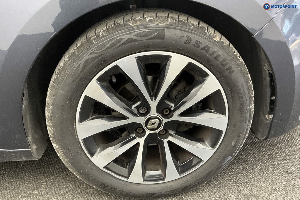 Used Renault Clio 2021 for sale - 76638254: Photo 38