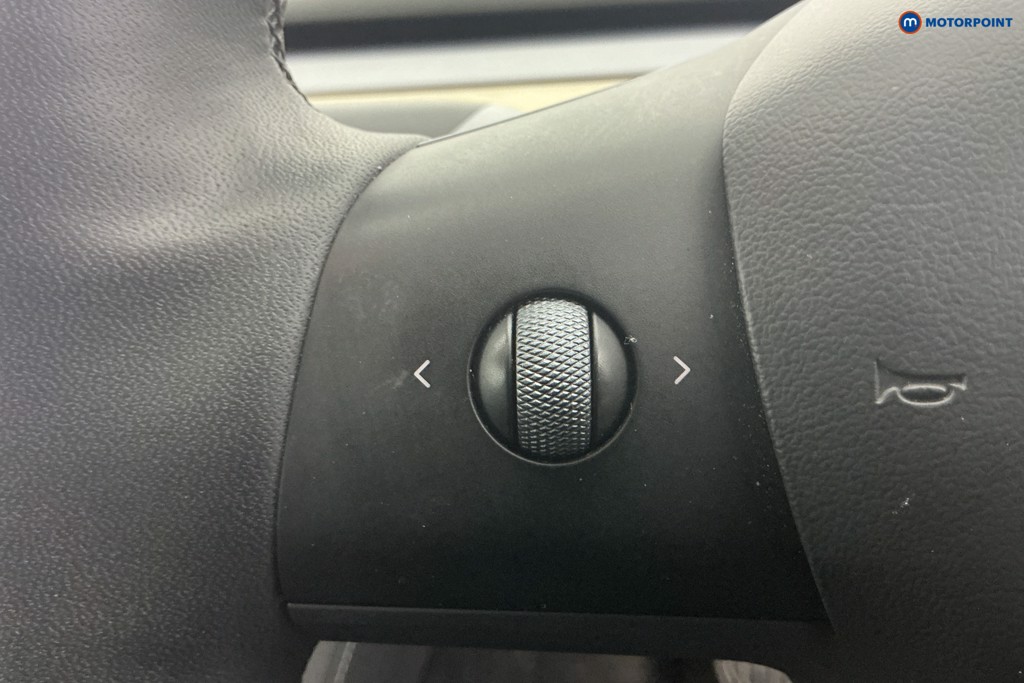 Used Tesla Model Y 2023 for sale - 78133896: Photo 32