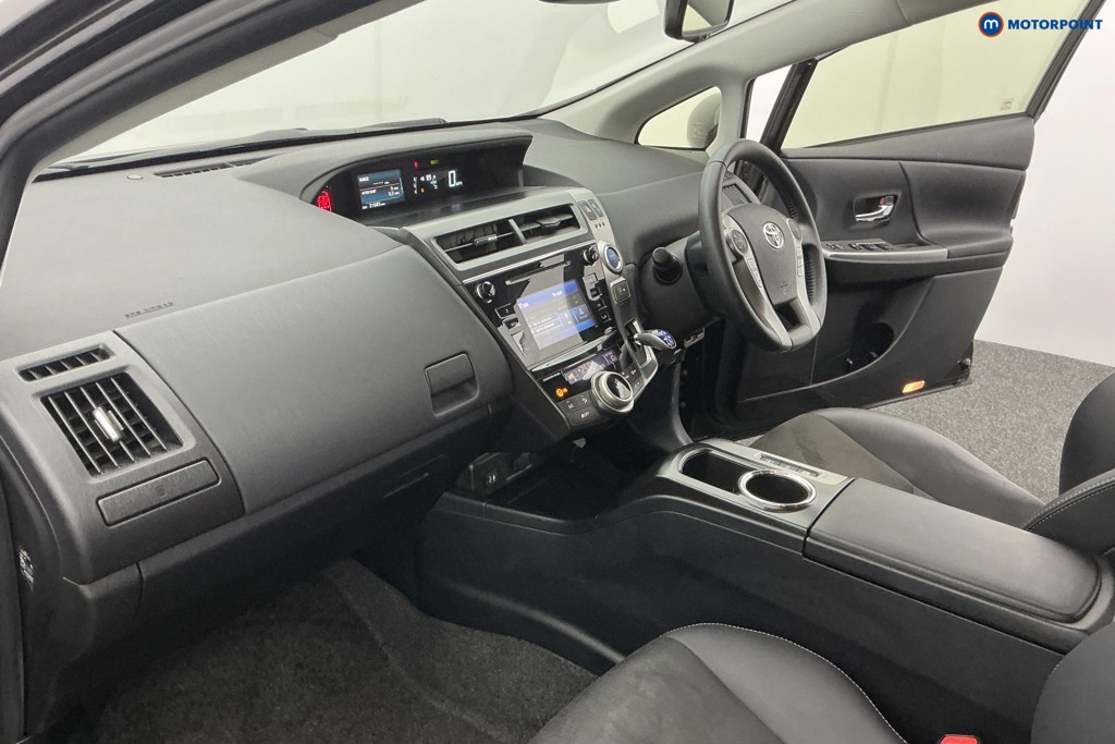 Used Toyota Prius+ 2019 for sale - 76908959: Photo 17