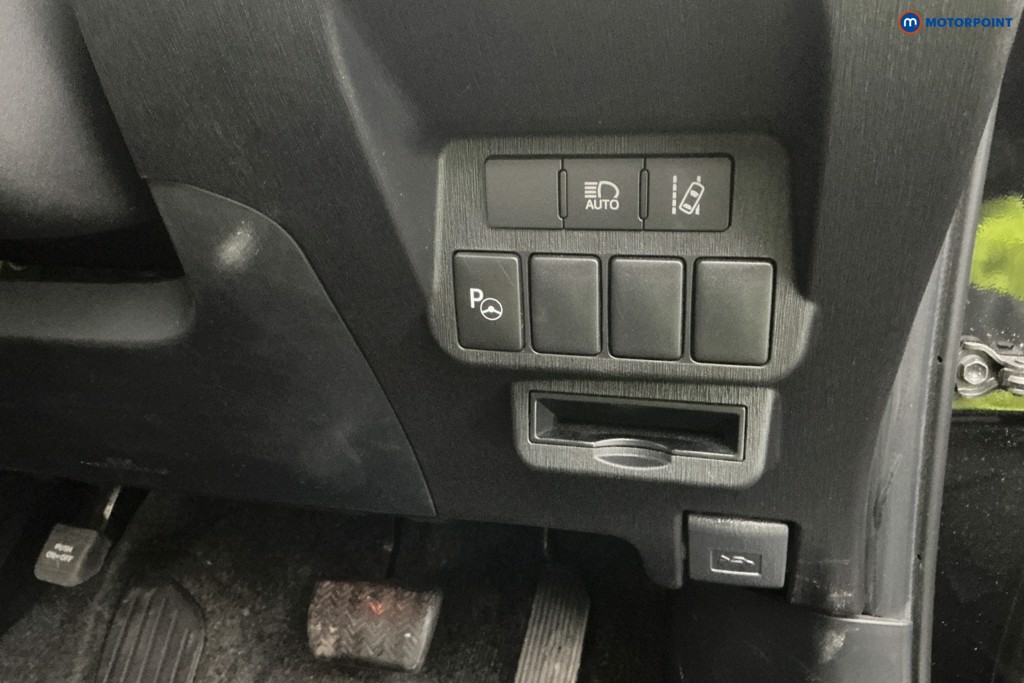 Used Toyota Prius+ 2019 for sale - 76908959: Photo 30