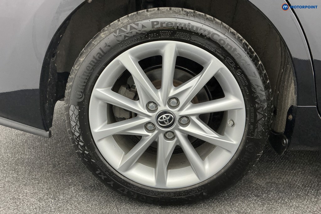 Used Toyota Prius+ 2019 for sale - 76908959: Photo 45