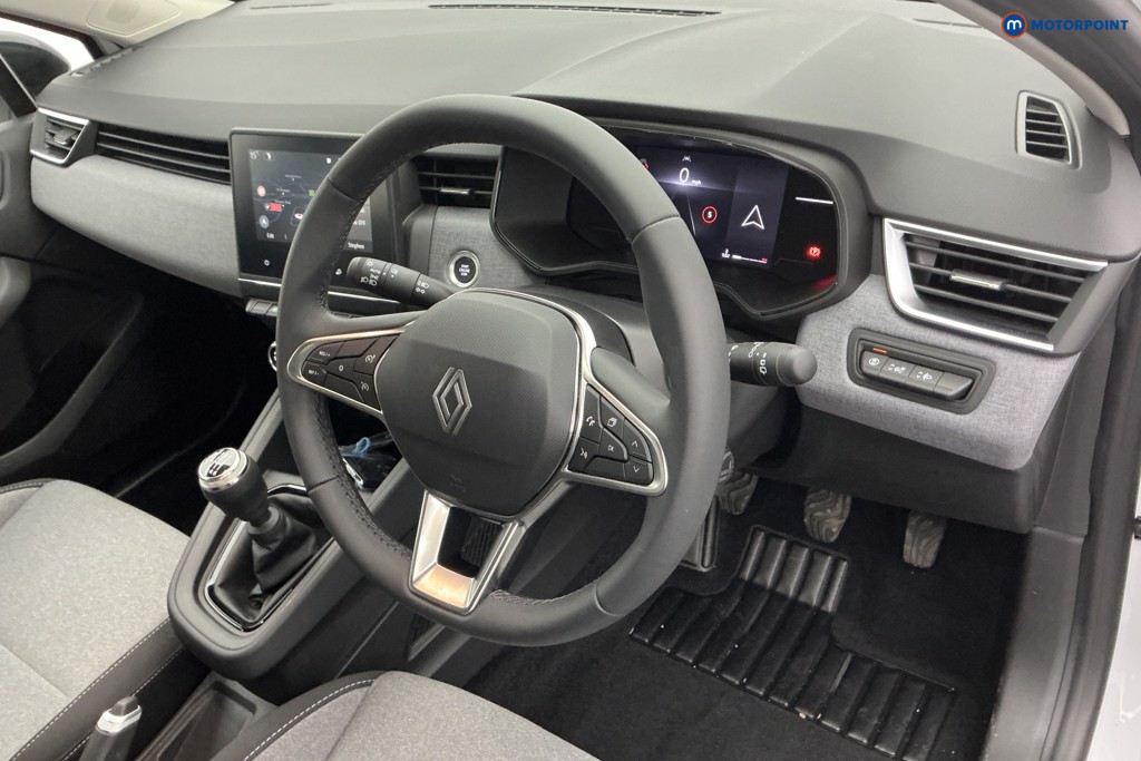 Used Renault Clio 2024 for sale - 76394610: Photo 15