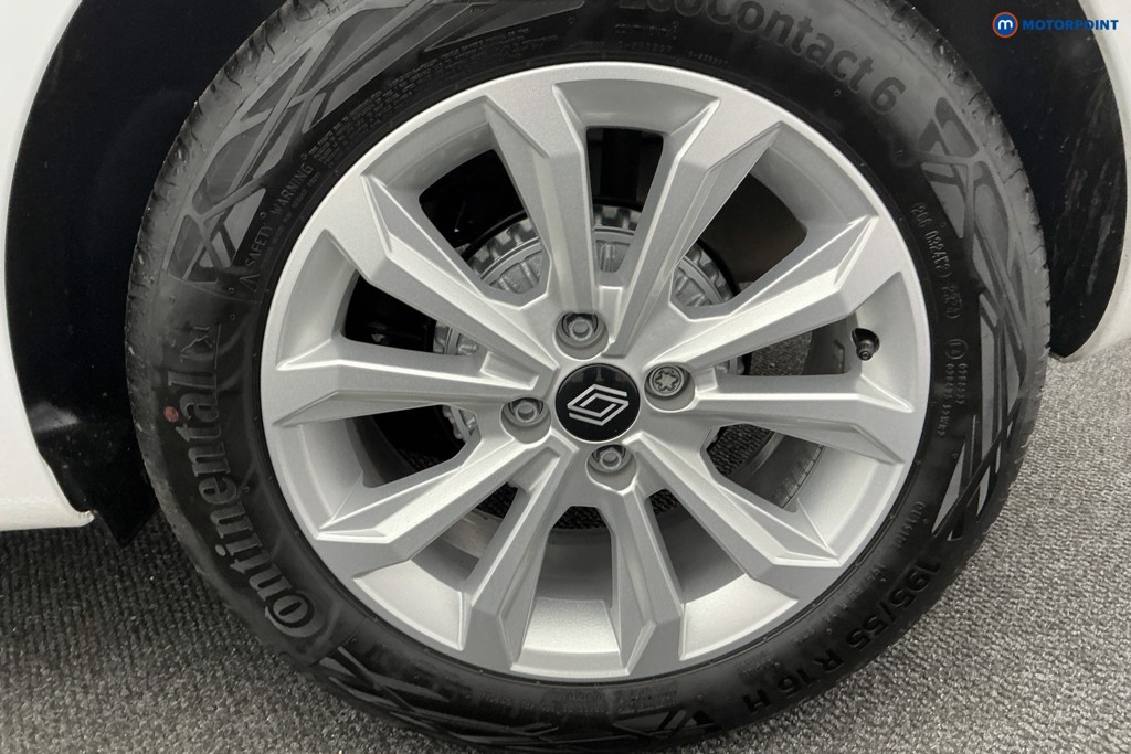 Used Renault Clio 2024 for sale - 76394610: Photo 40