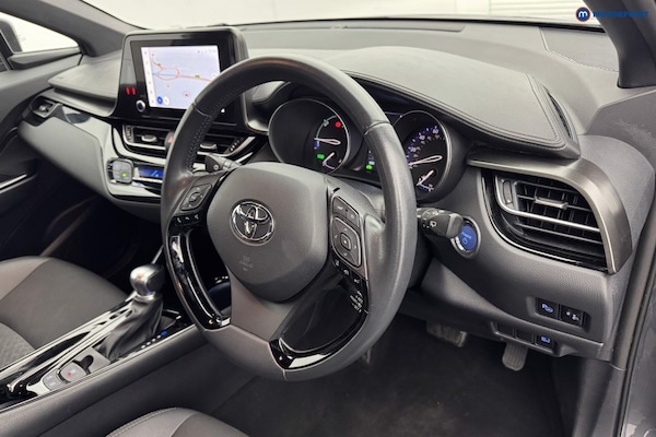 Used Toyota C-HR 2023 for sale - 76028364: Photo 15