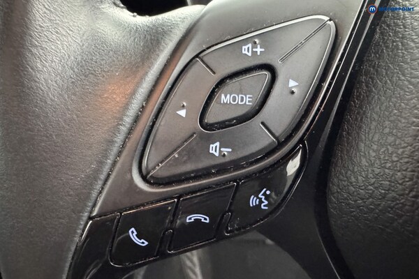 Used Toyota C-HR 2023 for sale - 76028364: Photo 26