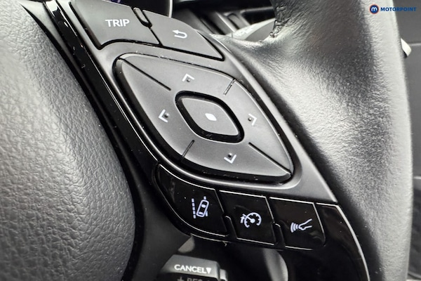 Used Toyota C-HR 2023 for sale - 76028364: Photo 27