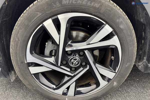 Used Toyota C-HR 2023 for sale - 76028364: Photo 44