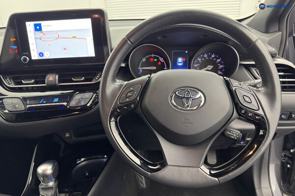 Used Toyota C-HR 2023 for sale - 76028364: Photo 9