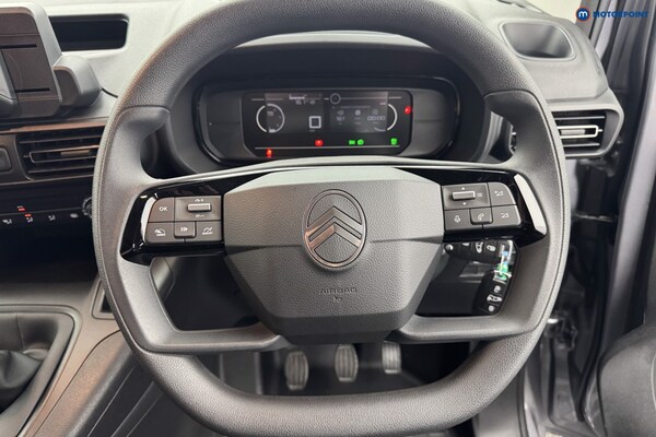 Used Citroen Berlingo 2025 for sale - 76131739: Photo 16