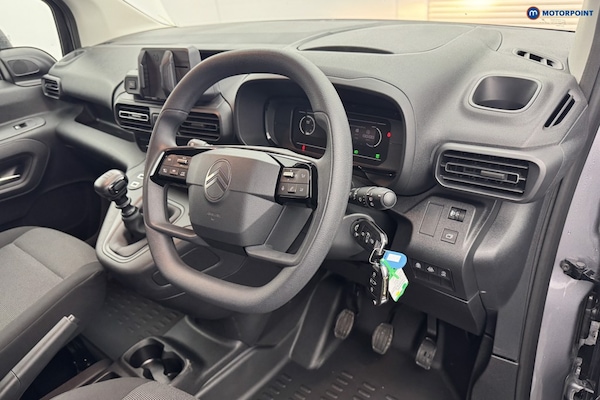 Used Citroen Berlingo 2025 for sale - 76131739: Photo 17