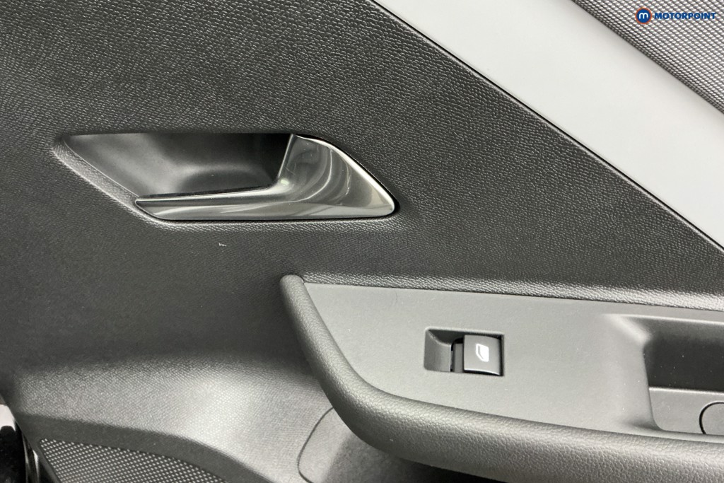 Used Vauxhall Astra 2024 for sale - 77417819: Photo 38