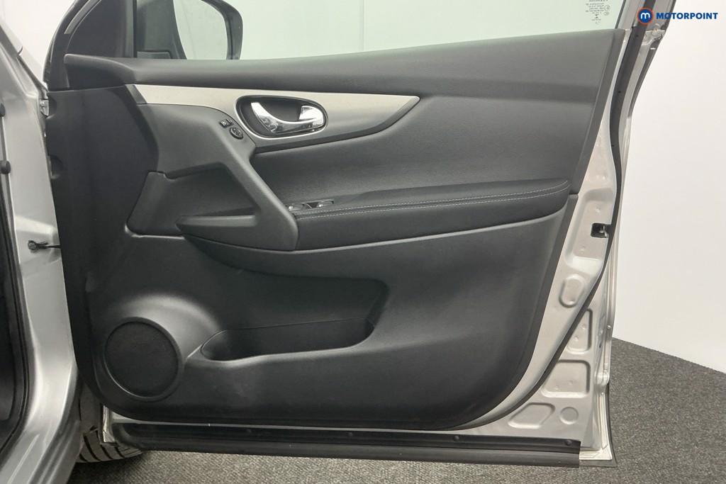 Used Nissan Qashqai 2017 for sale - 77354879: Photo 36