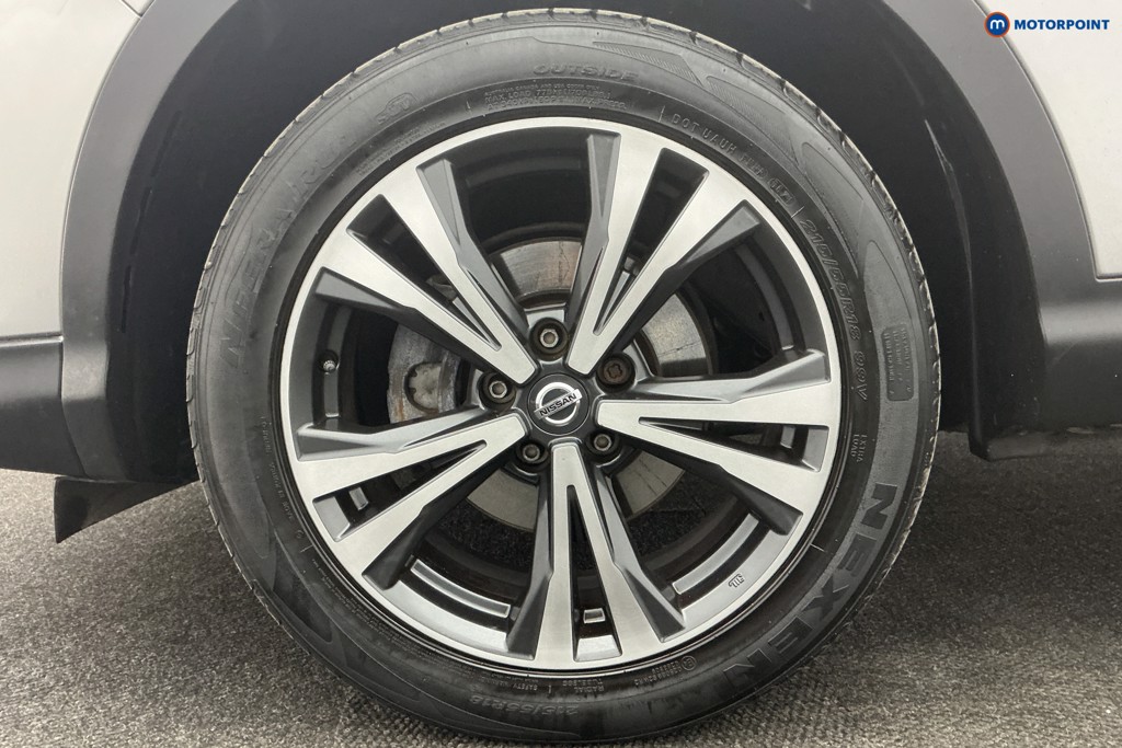 Used Nissan Qashqai 2017 for sale - 77354879: Photo 54