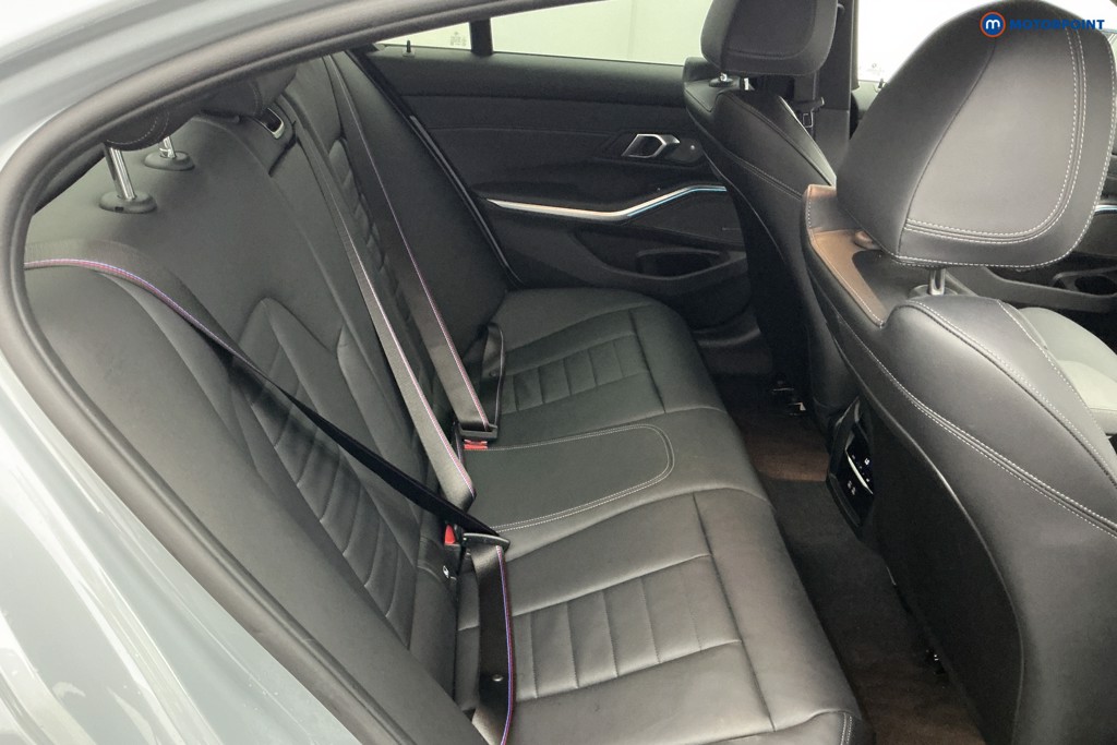 Used BMW 3 Series 2024 for sale - 76568953: Photo 11