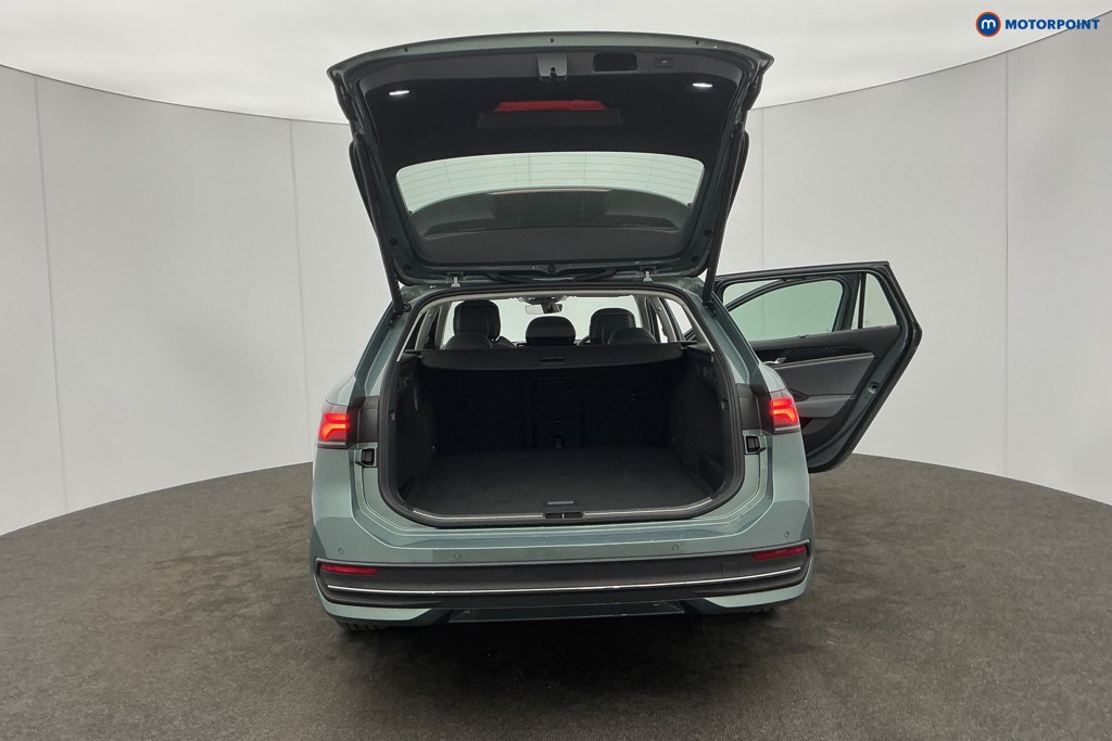 Used Volkswagen Passat 2025 for sale - 78028882: Photo 12