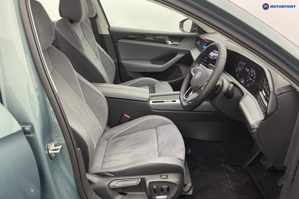 Used Volkswagen Passat 2025 for sale - 78028882: Photo 15