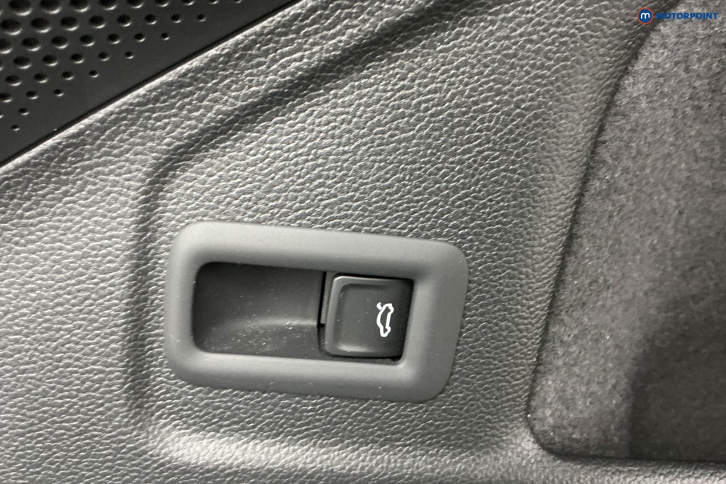 Used Volkswagen Passat 2025 for sale - 78028882: Photo 40