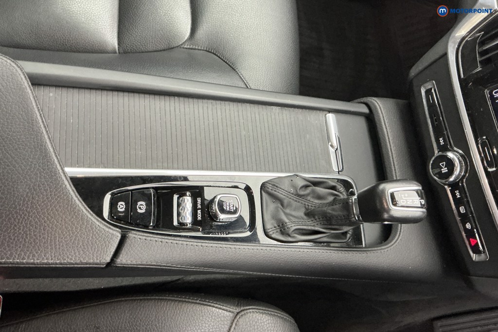 Used Volvo S90 2018 for sale - 78015537: Photo 28