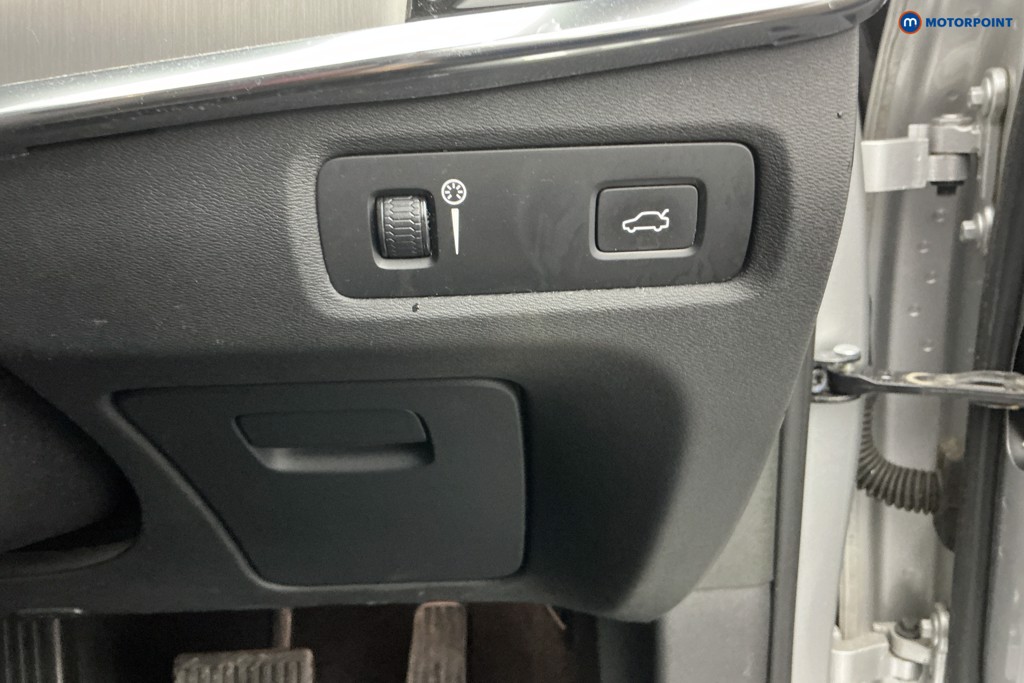 Used Volvo S90 2018 for sale - 78015537: Photo 32