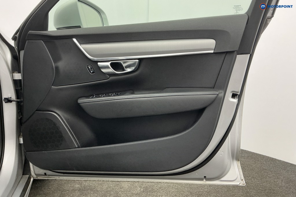 Used Volvo S90 2018 for sale - 78015537: Photo 34