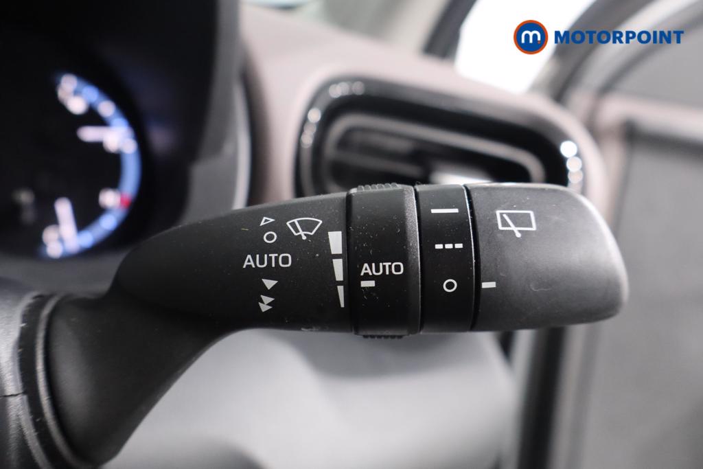 Used Toyota Yaris Cross 2022 for sale - 76890087: Photo 17