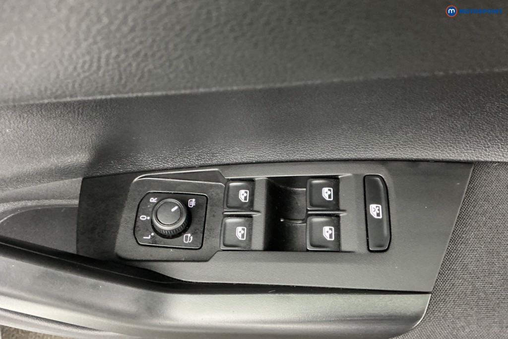 Used Volkswagen Polo 2023 for sale - 77989351: Photo 35