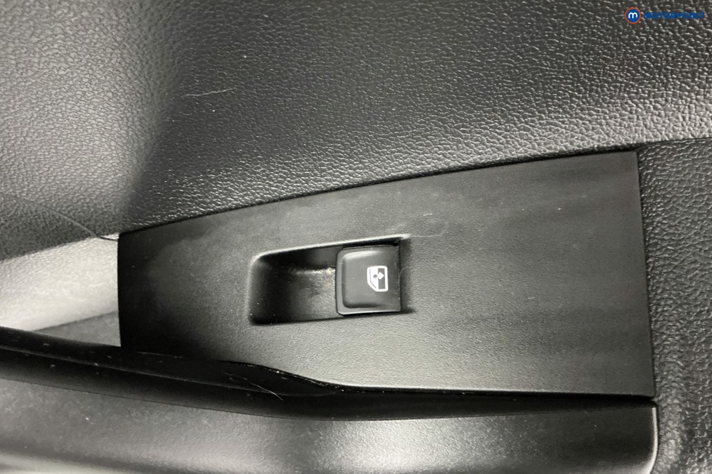 Used Volkswagen Polo 2023 for sale - 77989351: Photo 38