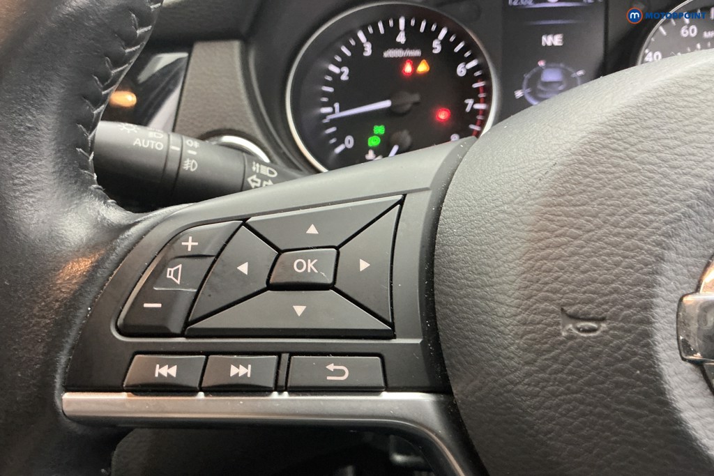 Used Nissan Qashqai 2018 for sale - 78081792: Photo 33