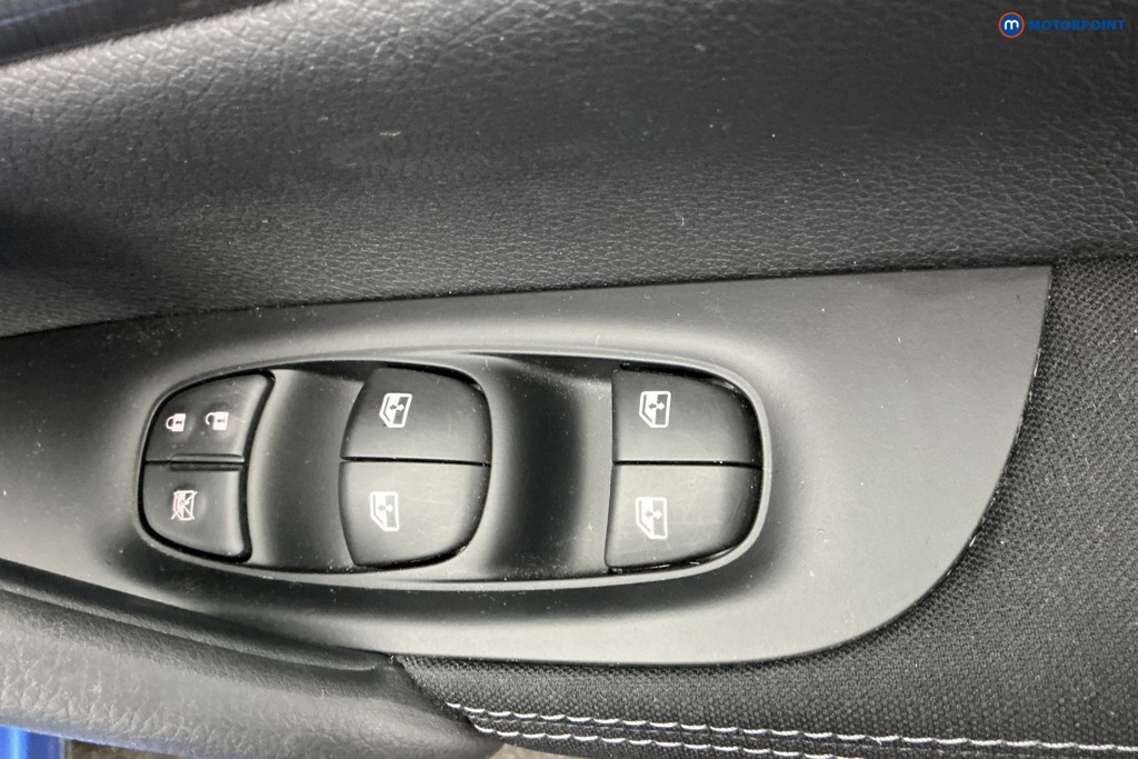 Used Nissan Qashqai 2018 for sale - 78081792: Photo 37