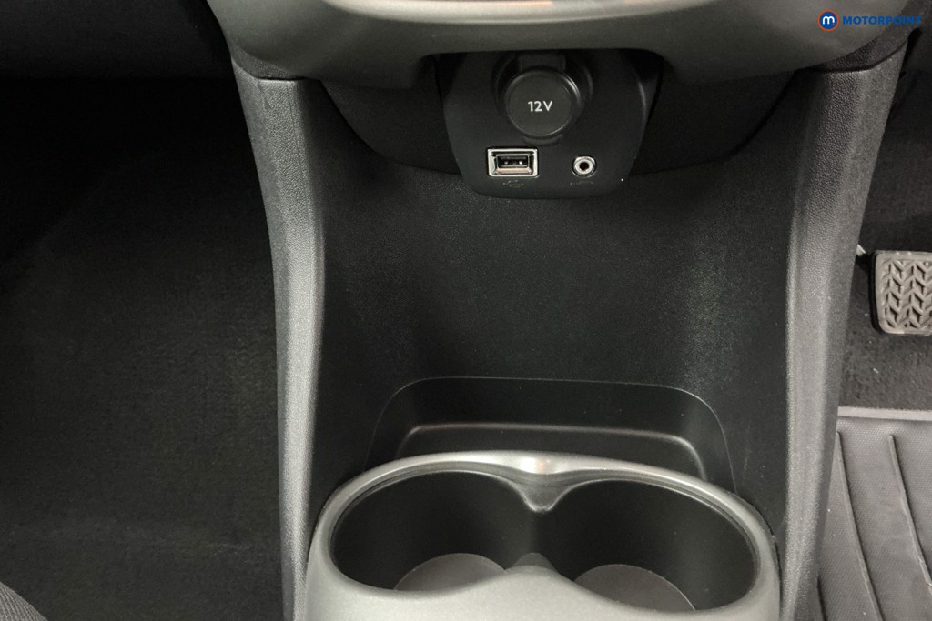 Used Toyota AYGO 2016 for sale - 78109789: Photo 24