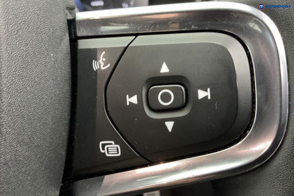 Used Volvo XC40 2022 for sale - 76416136: Photo 27