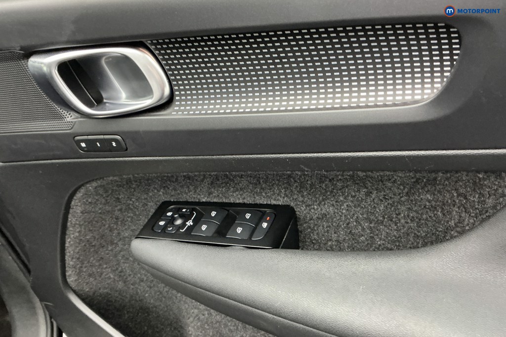 Used Volvo XC40 2022 for sale - 76416136: Photo 31