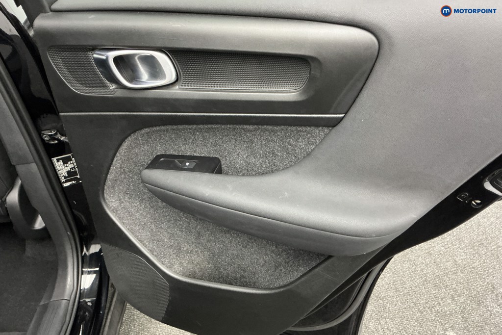 Used Volvo XC40 2022 for sale - 76416136: Photo 32