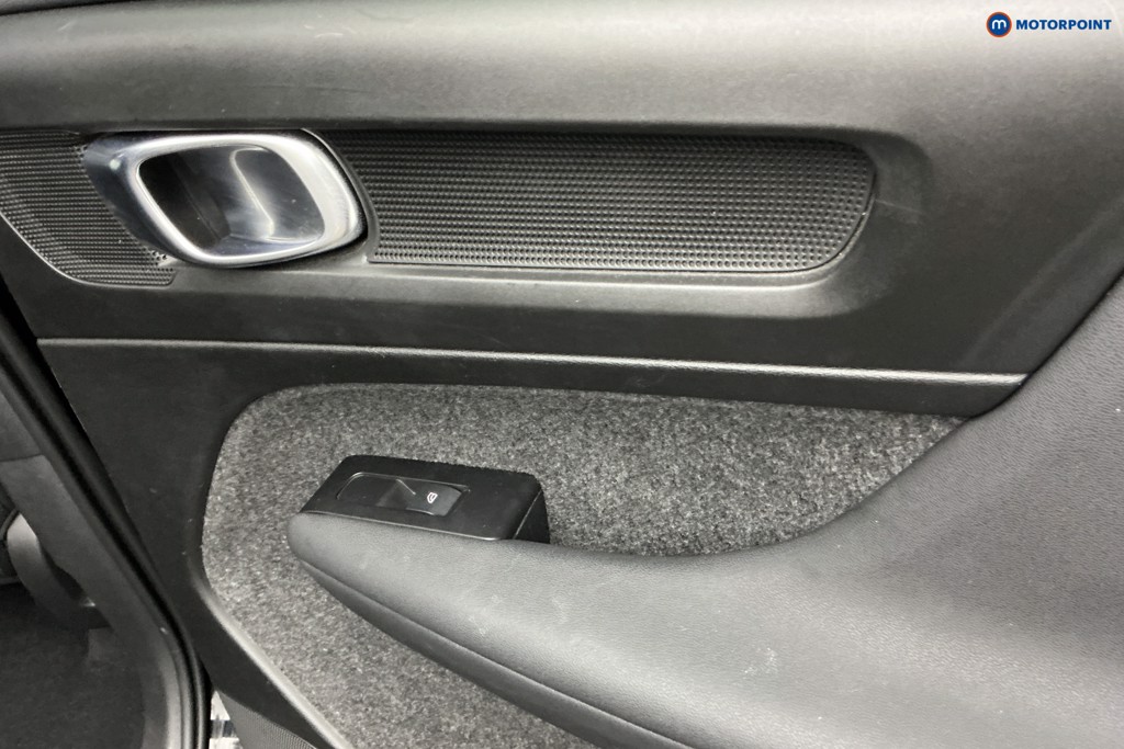 Used Volvo XC40 2022 for sale - 76416136: Photo 33