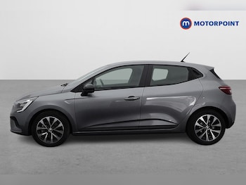 Used Renault Clio 2023 for sale - 76303243: Photo 4