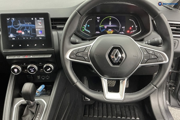 Used Renault Clio 2023 for sale - 76303243: Photo 9