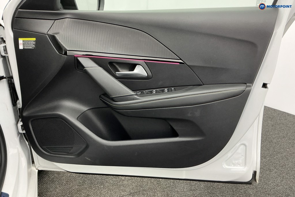 Used Peugeot 208 2021 for sale - 76972250: Photo 32