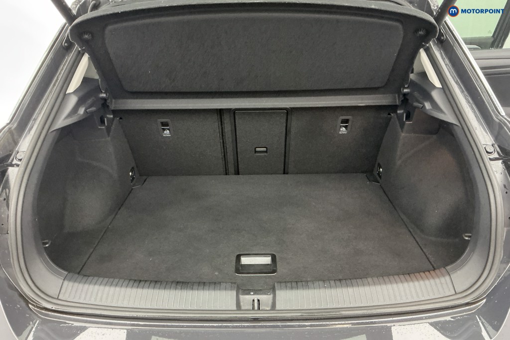 Used Volkswagen T-Roc 2021 for sale - 76889977: Photo 11