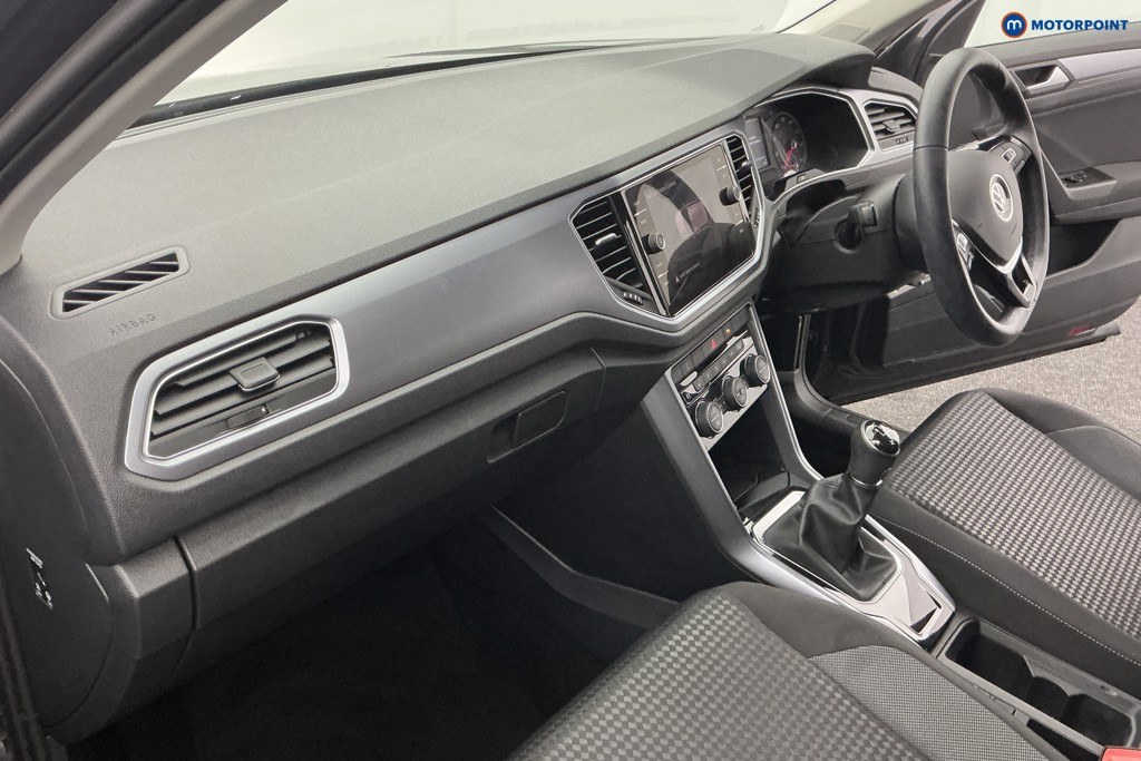 Used Volkswagen T-Roc 2021 for sale - 76889977: Photo 16