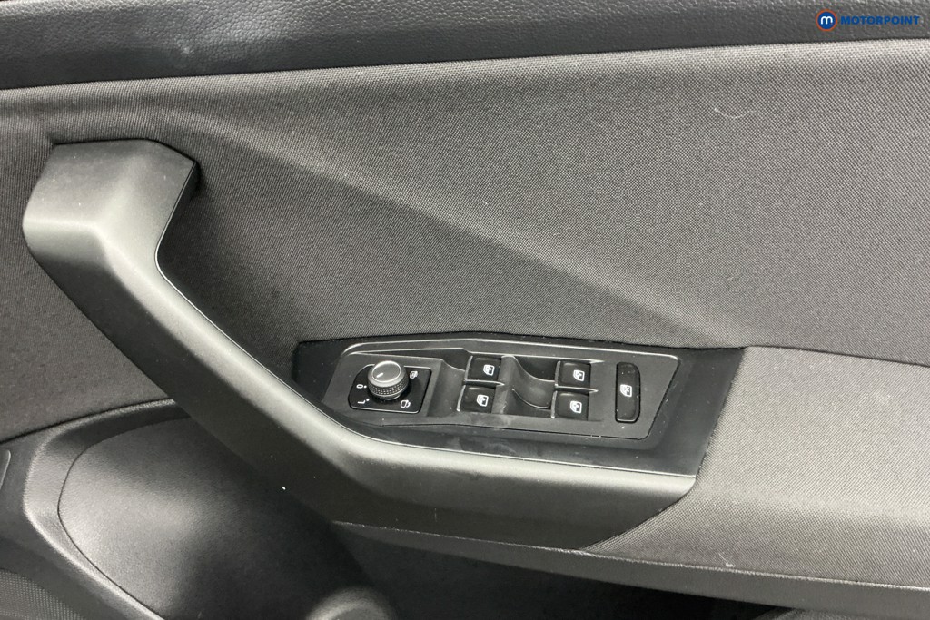 Used Volkswagen T-Roc 2021 for sale - 76889977: Photo 30