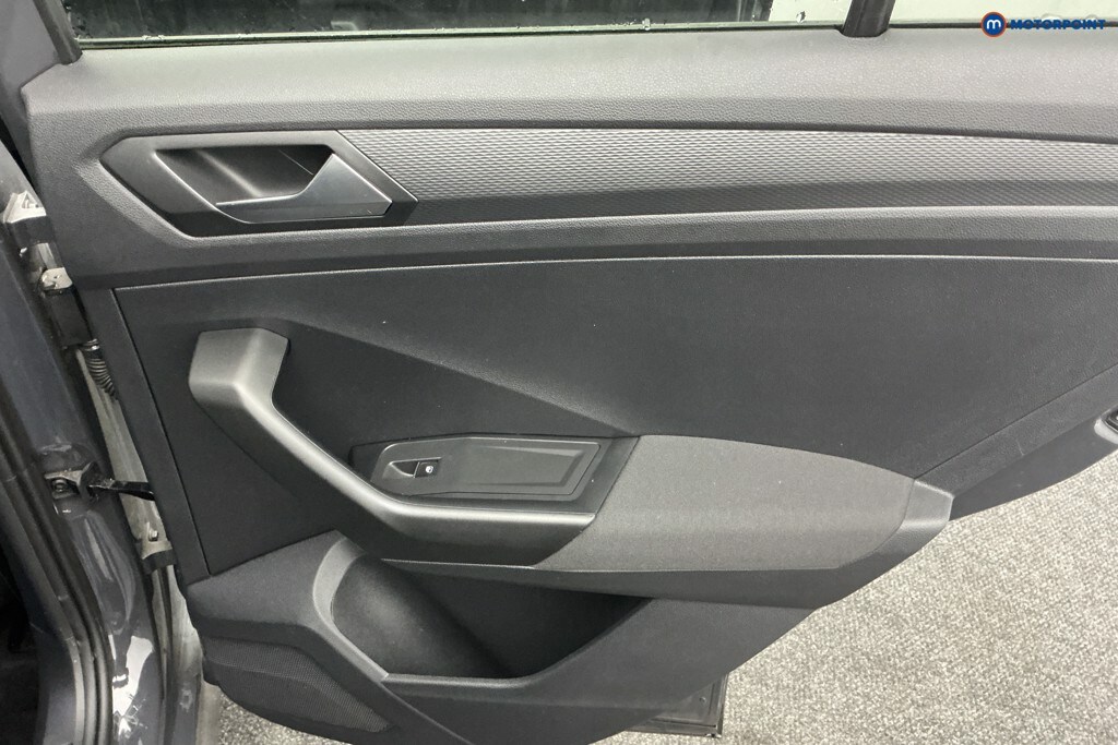 Used Volkswagen T-Roc 2021 for sale - 76889977: Photo 31