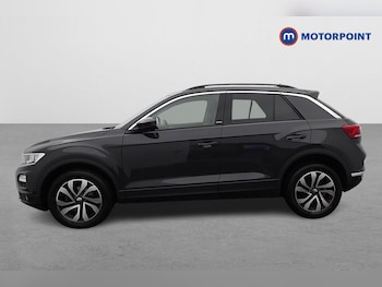 Used Volkswagen T-Roc 2021 for sale - 76889977: Photo
