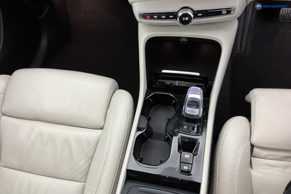 Used Volvo XC40 2021 for sale - 77026113: Photo 27