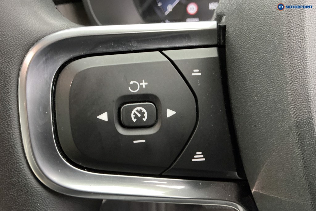 Used Volvo XC40 2021 for sale - 77026113: Photo 29